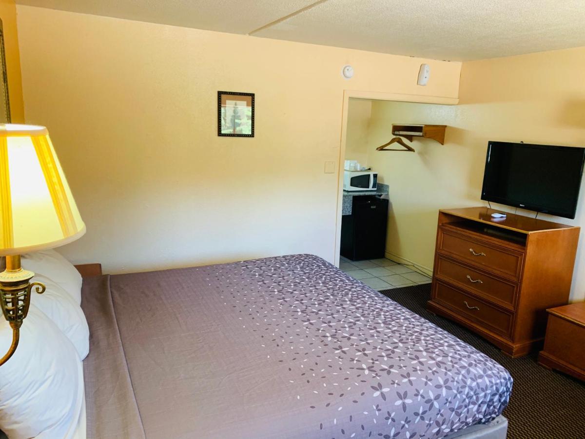 Budget Inn Jonesboro Экстерьер фото